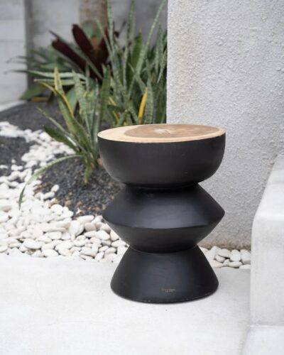 Le Tabouret Kulun – Noir Naturel