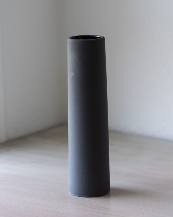 Vase Chimney | Charcoal