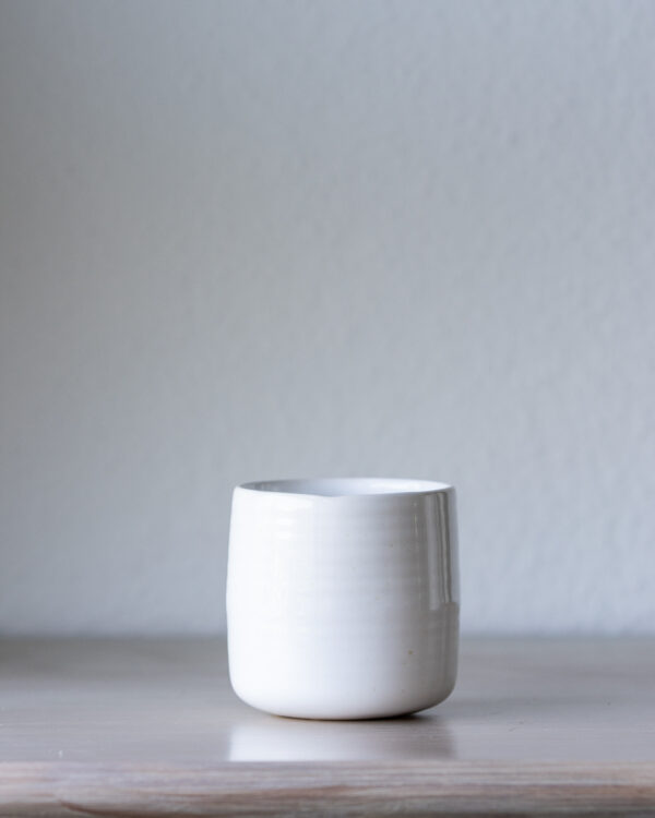 Tasse à reliefs | Serra – Image 2
