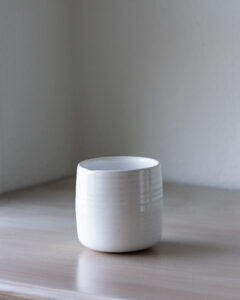 Tasse à reliefs | Serra
